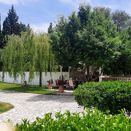Villa Claire Corfu 아킬레이온 외부 사진
