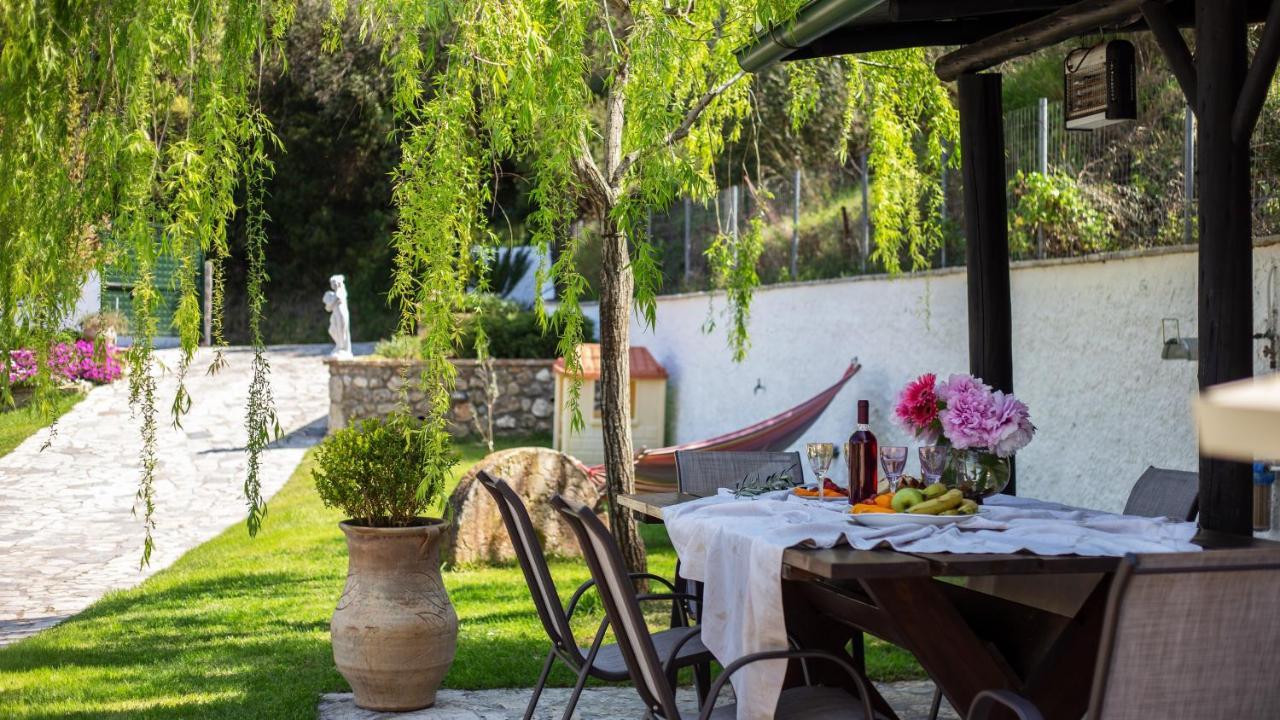 Villa Claire Corfu 아킬레이온 외부 사진