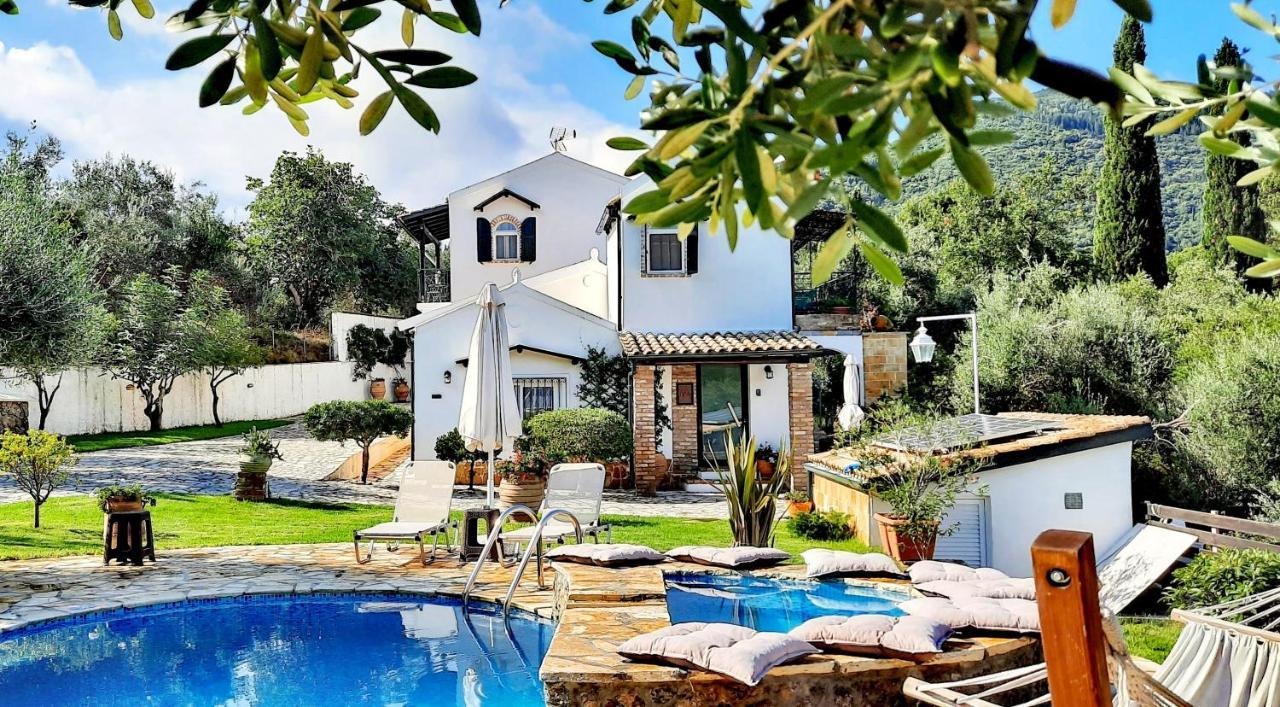 Villa Claire Corfu 아킬레이온 외부 사진